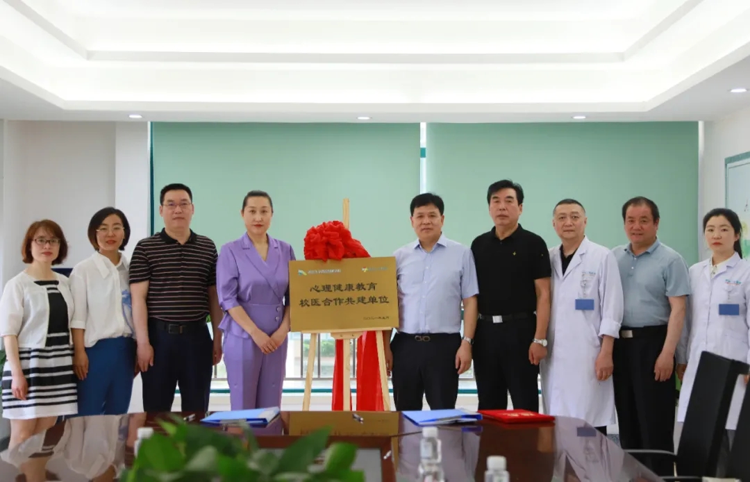 640.webp (42).jpg 640.webp (42).jpg