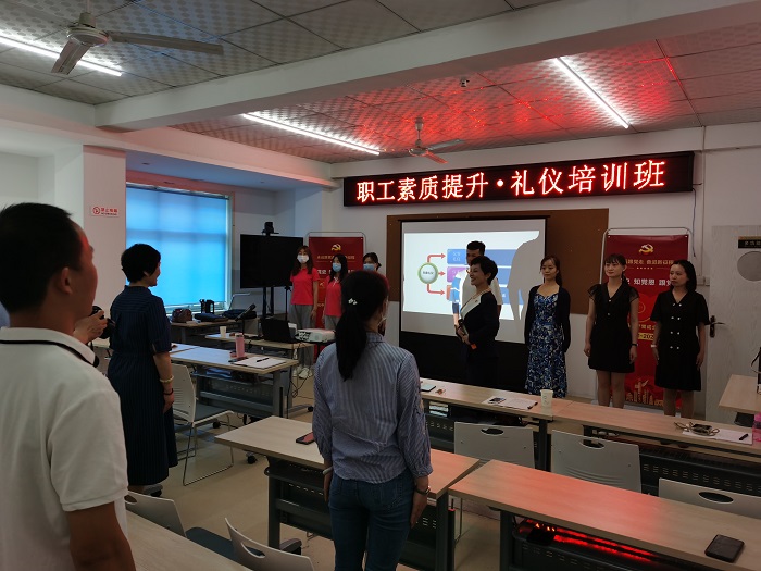 微信图片_20210527162041.jpg 微信图片_20210527162041.jpg