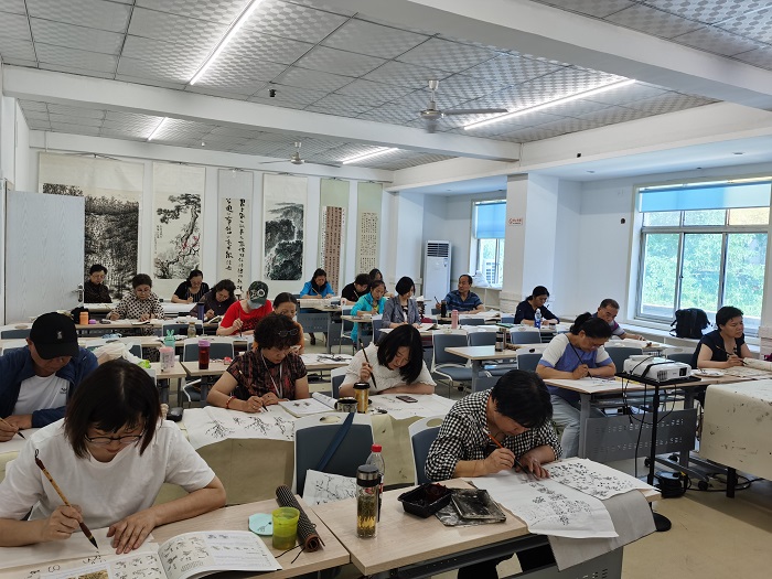 微信图片_20210605193014.jpg 微信图片_20210605193014.jpg