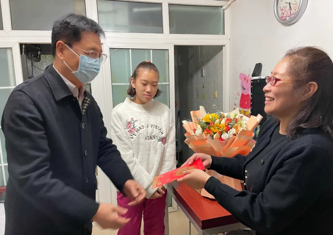 640.webp (4).jpg 640.webp (4).jpg