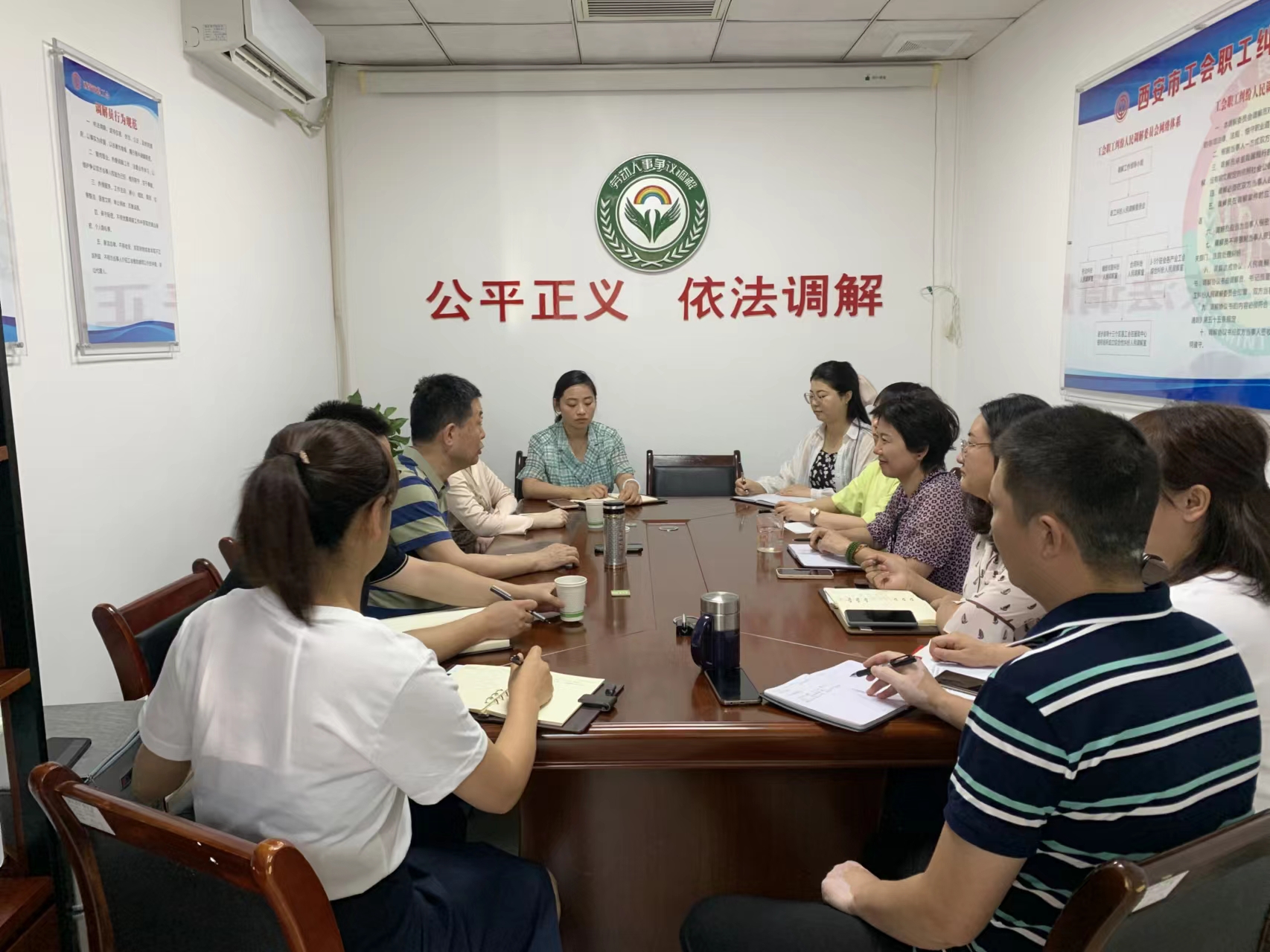 24b18da6ad62180ee090fffeb53cbaf.jpg 24b18da6ad62180ee090fffeb53cbaf.jpg