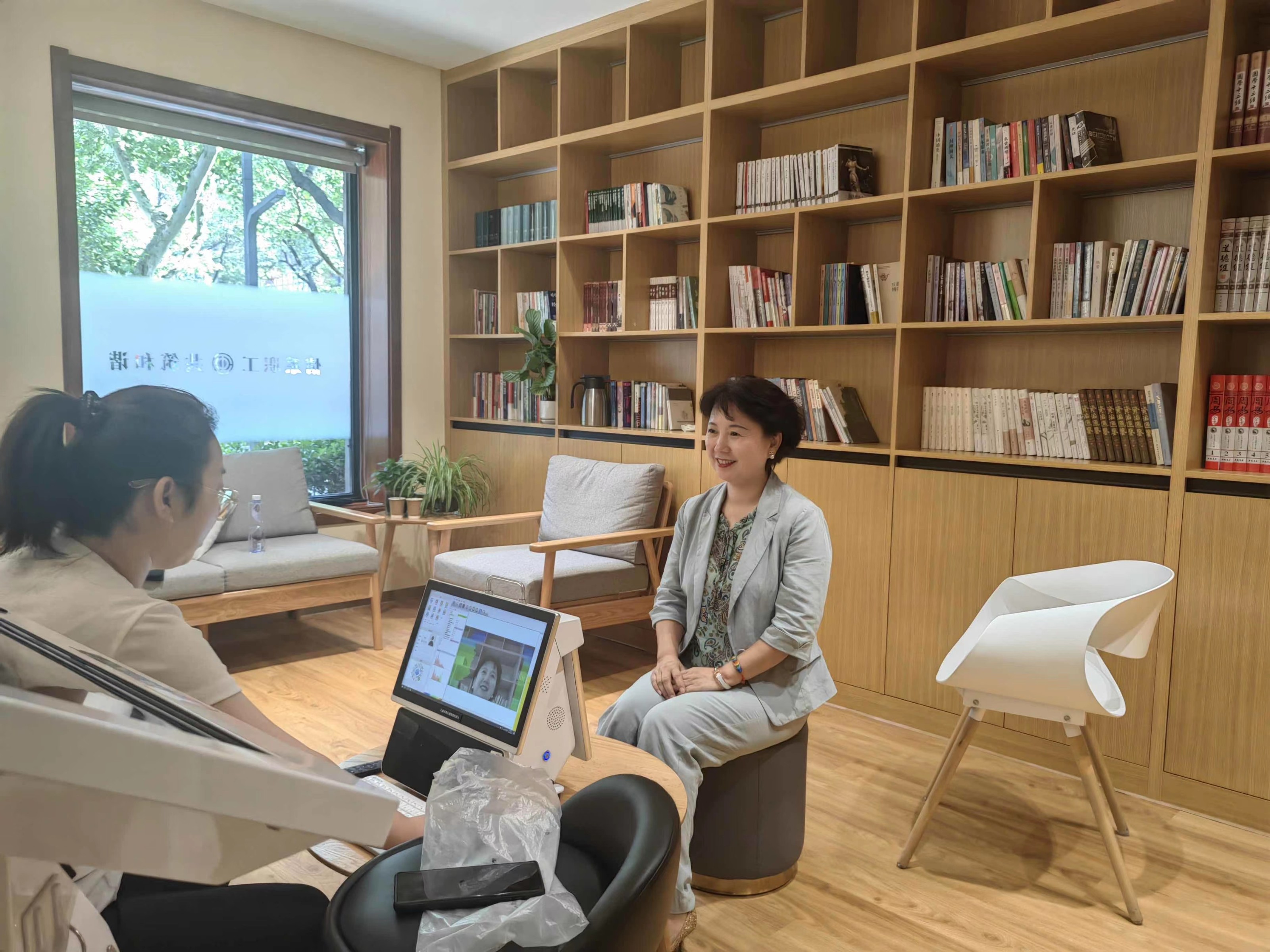 e4c9fcd6f9135b024856f7c532cbdc7.jpg e4c9fcd6f9135b024856f7c532cbdc7.jpg